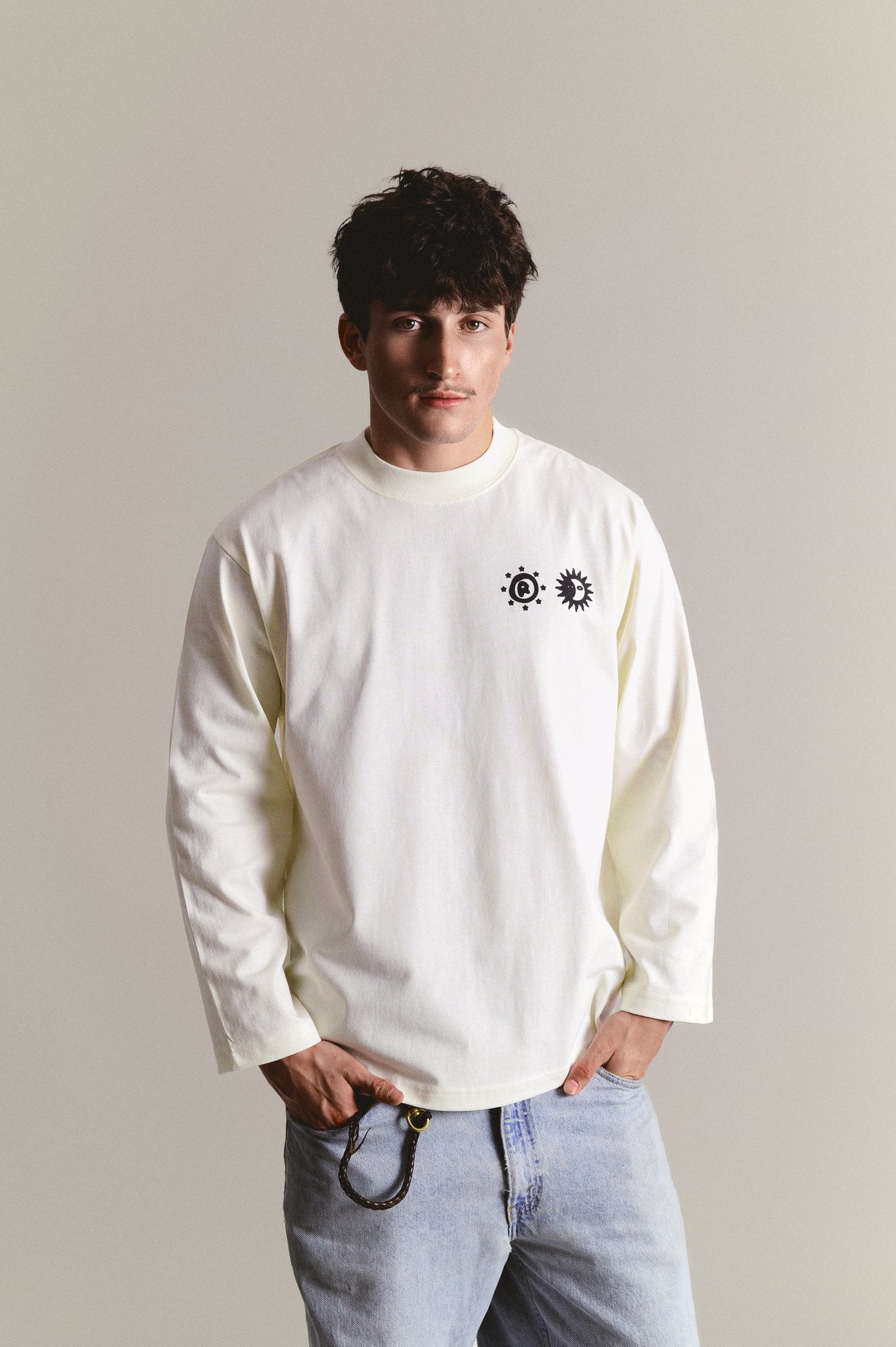 LONG SLEEVE T